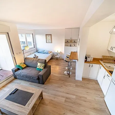 Le Petit Massena-cosy 2 Pers Balcon- Part Dieu Apartment Lyon