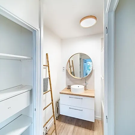 Le Petit Massena-cosy 2 Pers Balcon- Part Dieu *