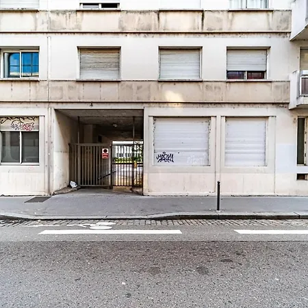 Le Petit Massena-cosy 2 Pers Balcon- Part Dieu Apartment Lyon